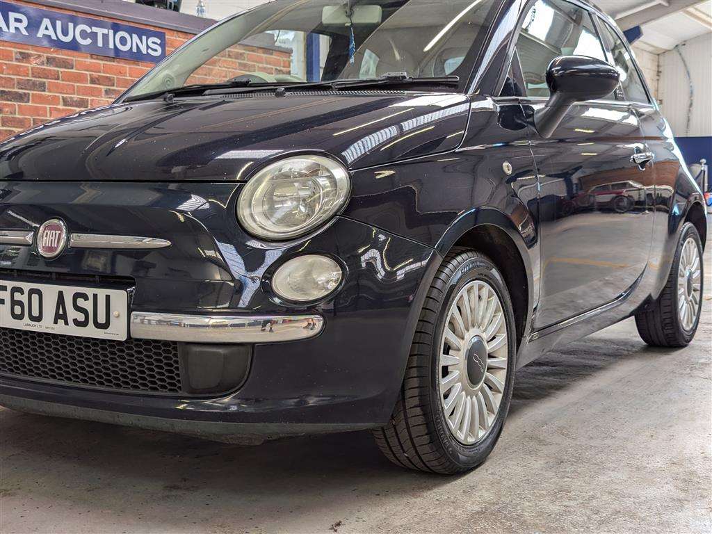 <p>2010 FIAT 500 LOUNGE S-A</p>