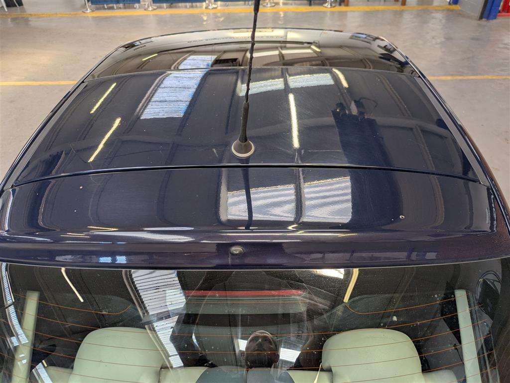 <p>2010 FIAT 500 LOUNGE S-A</p>