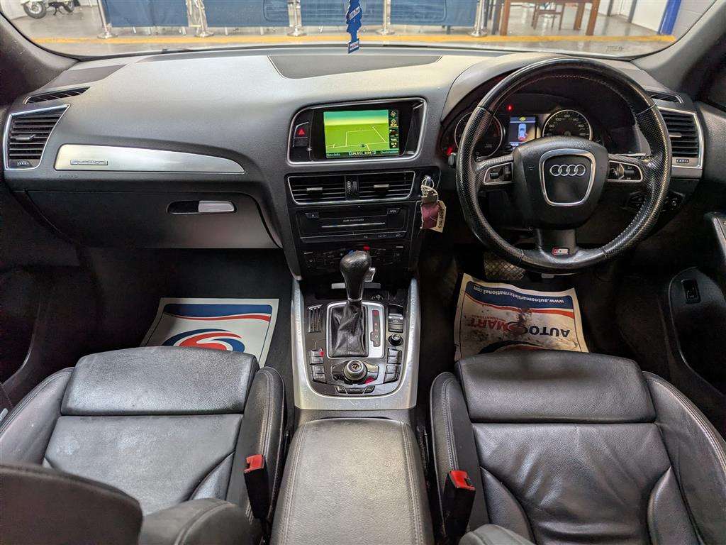 <p>2009 AUDI Q5 S LINE TDI QUATTRO S-A</p>