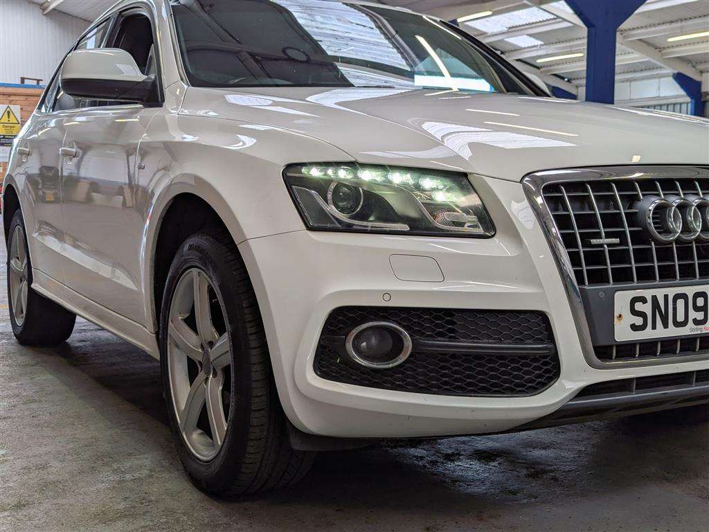 <p>2009 AUDI Q5 S LINE TDI QUATTRO S-A</p>