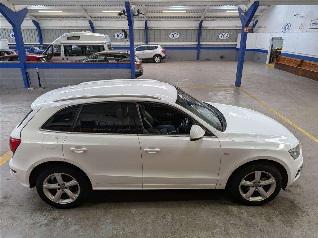 <p>2009 AUDI Q5 S LINE TDI QUATTRO S-A</p>