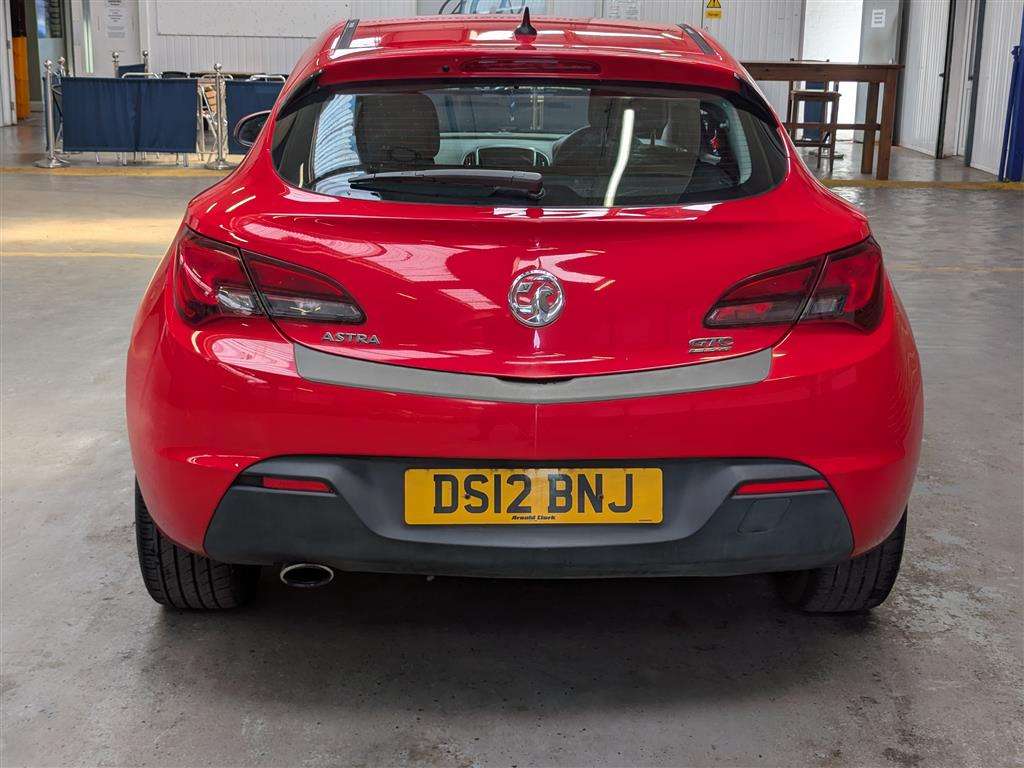 <p>2012 VAUXHALL ASTRA GTC SPORT CDTI S/S</p>