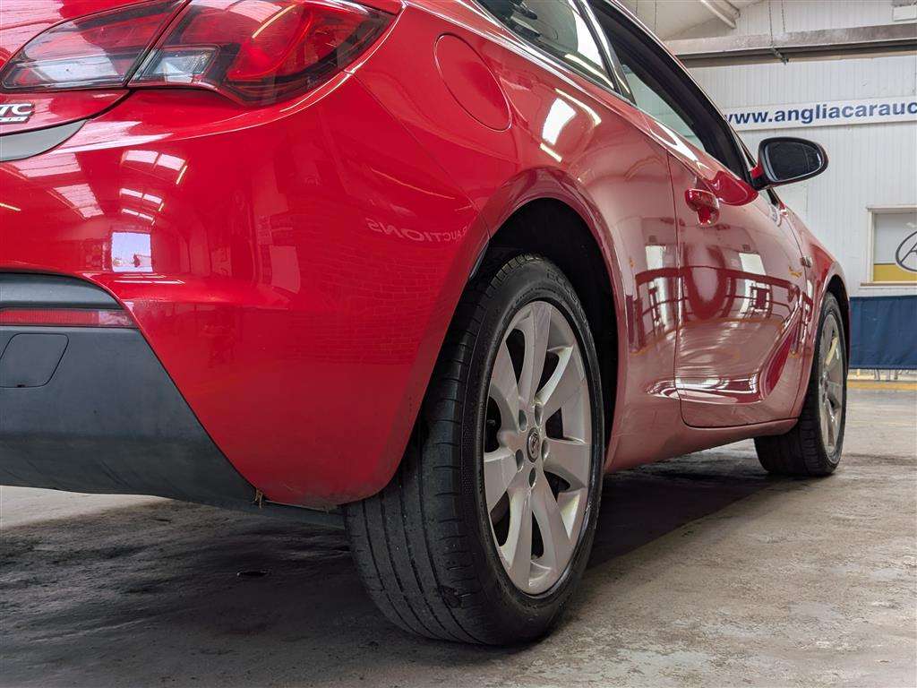 <p>2012 VAUXHALL ASTRA GTC SPORT CDTI S/S</p>