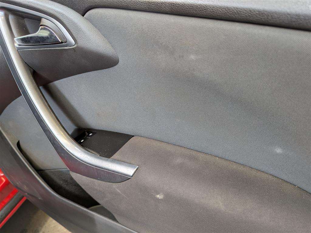 <p>2012 VAUXHALL ASTRA GTC SPORT CDTI S/S</p>