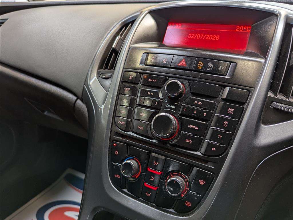 <p>2012 VAUXHALL ASTRA GTC SPORT CDTI S/S</p>