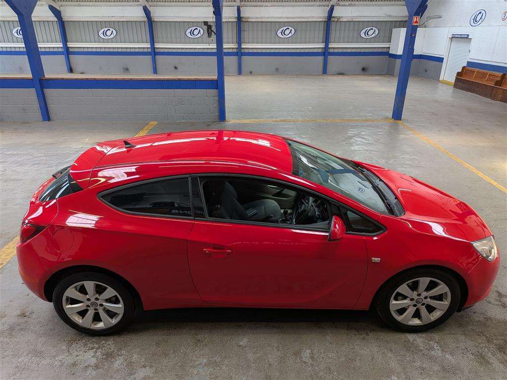 <p>2012 VAUXHALL ASTRA GTC SPORT CDTI S/S</p>