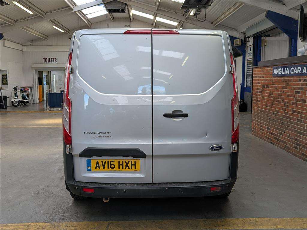 <p>2016 FORD TRANSIT CUSTOM 330 TREND</p>