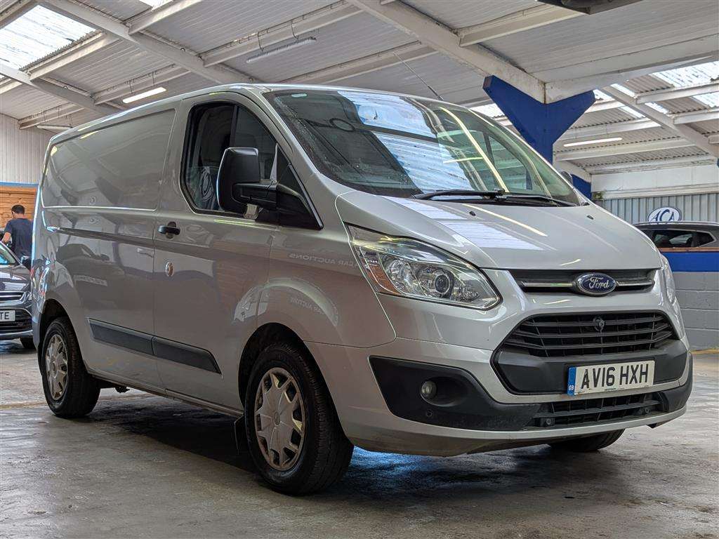 <p>2016 FORD TRANSIT CUSTOM 330 TREND</p>