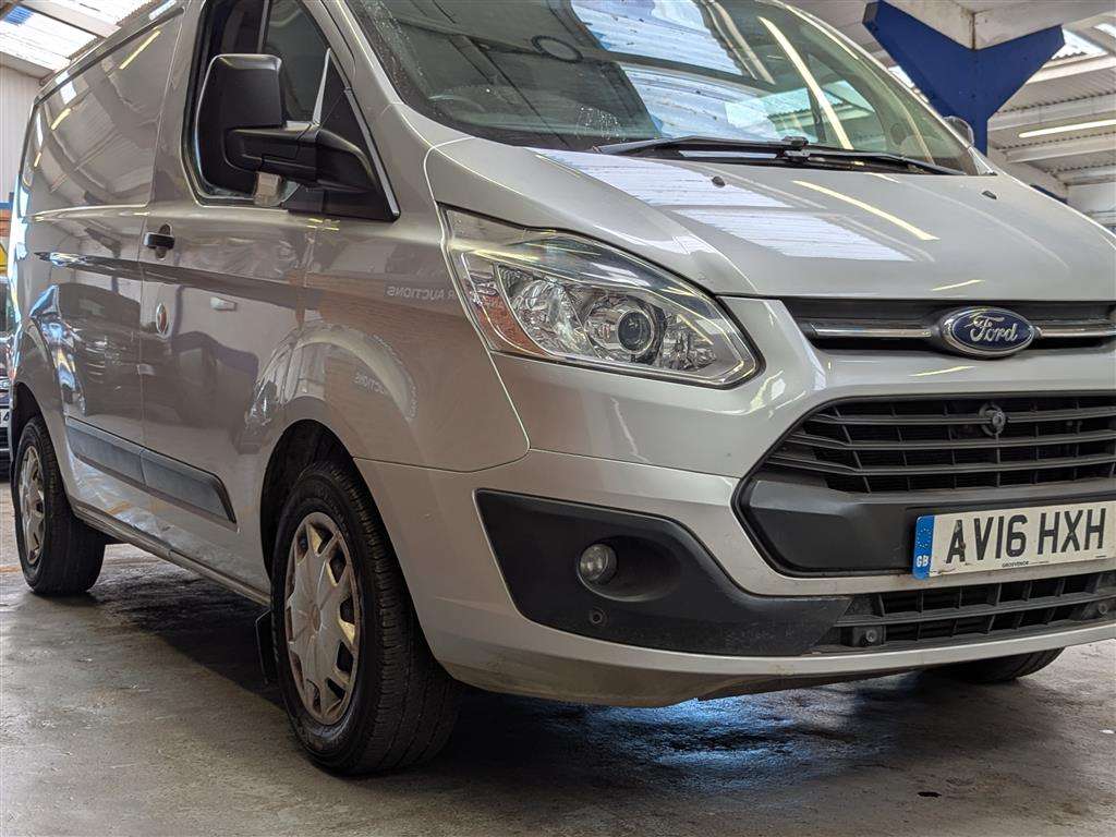 <p>2016 FORD TRANSIT CUSTOM 330 TREND</p>