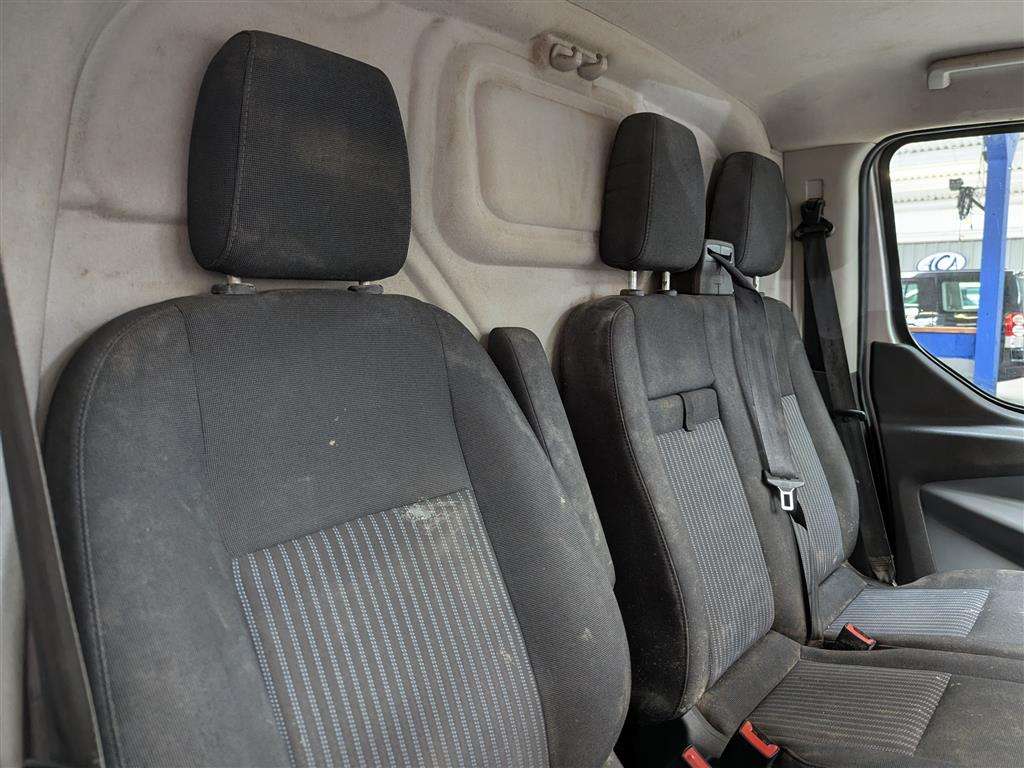 <p>2016 FORD TRANSIT CUSTOM 330 TREND</p>