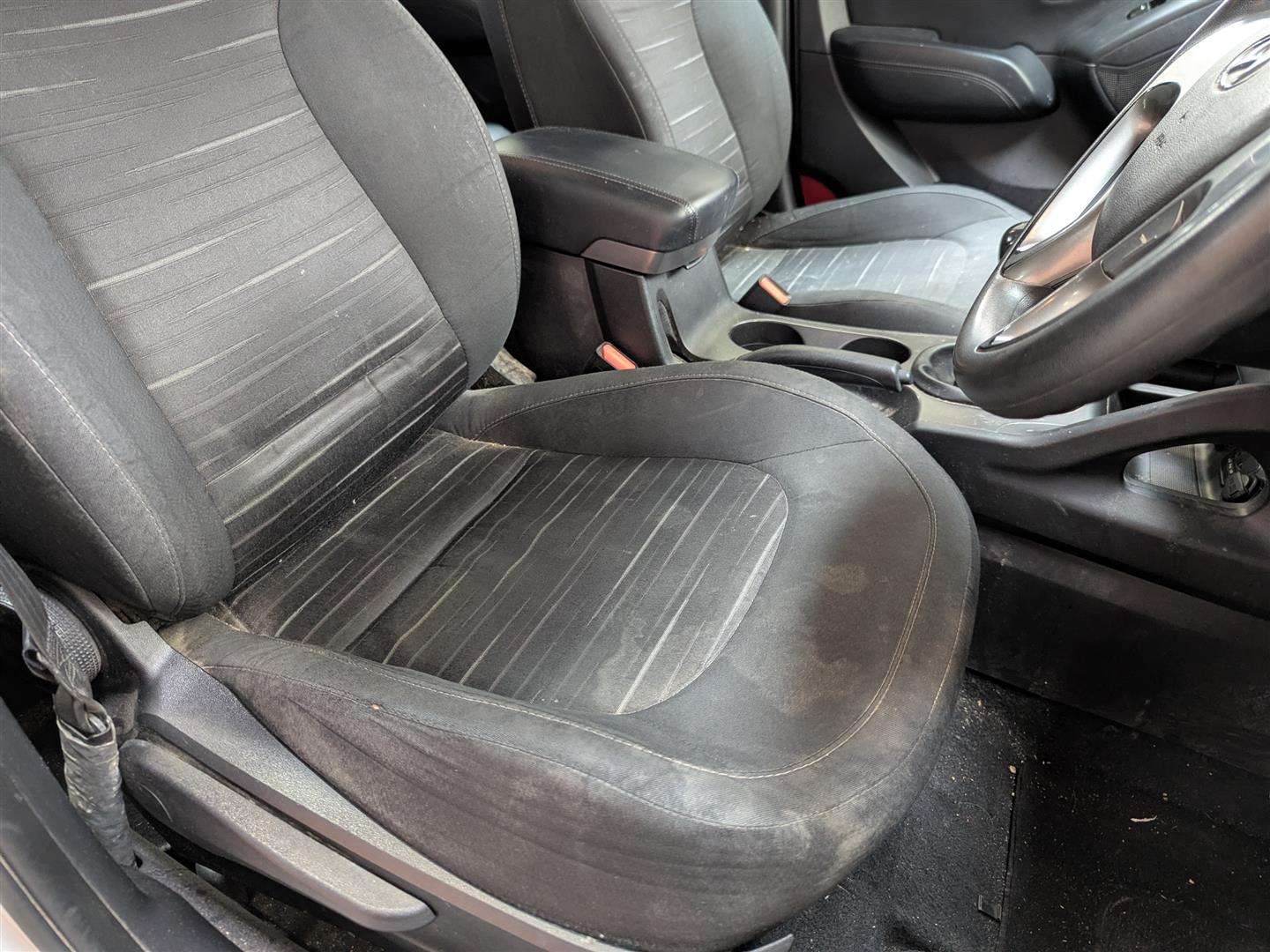 <p>2015 HYUNDAI IX35 S</p>