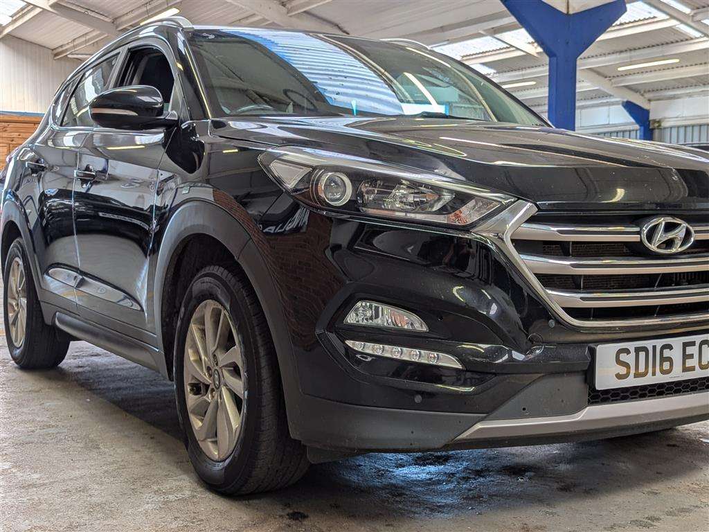 <p>2016 HYUNDAI TUCSON PREM B-DRIVE 2WD C</p>