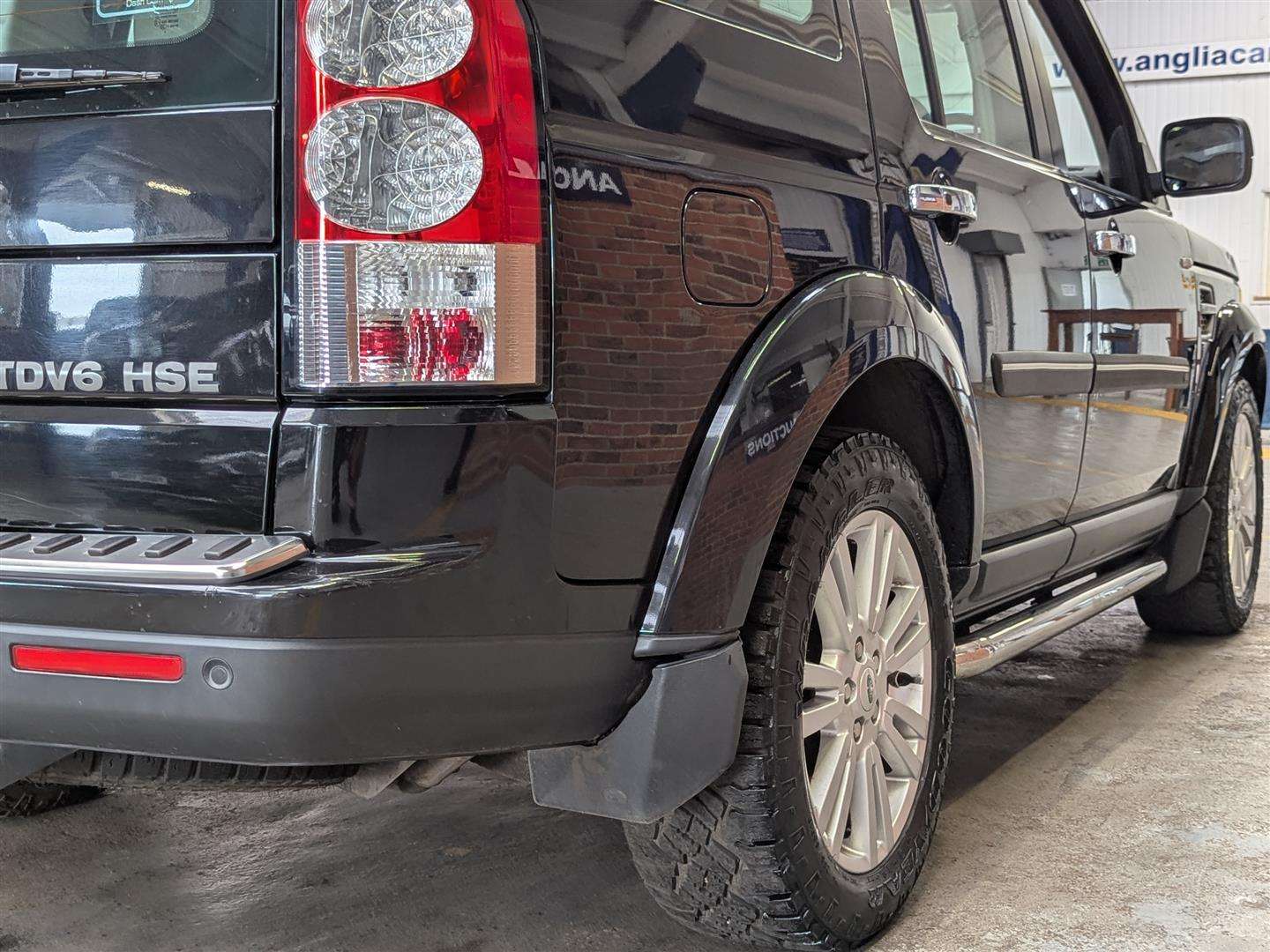 <p>2009 LAND ROVER DISCOVERY HSE TDV6 AUTO</p>