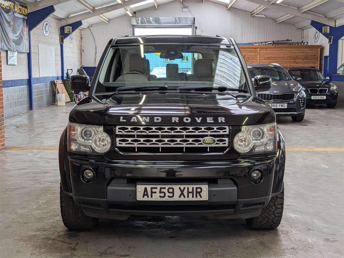 <p>2009 LAND ROVER DISCOVERY HSE TDV6 AUTO</p>
