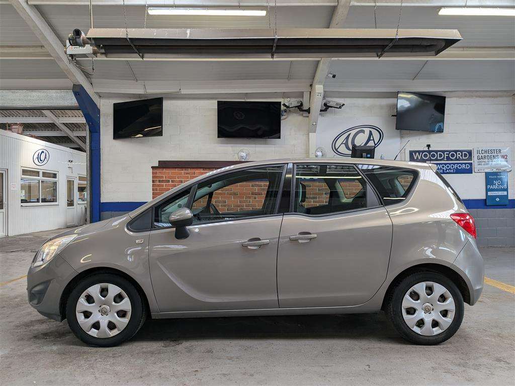 <p>2010 VAUXHALL MERIVA EXCLUSIV TURBO 118</p>