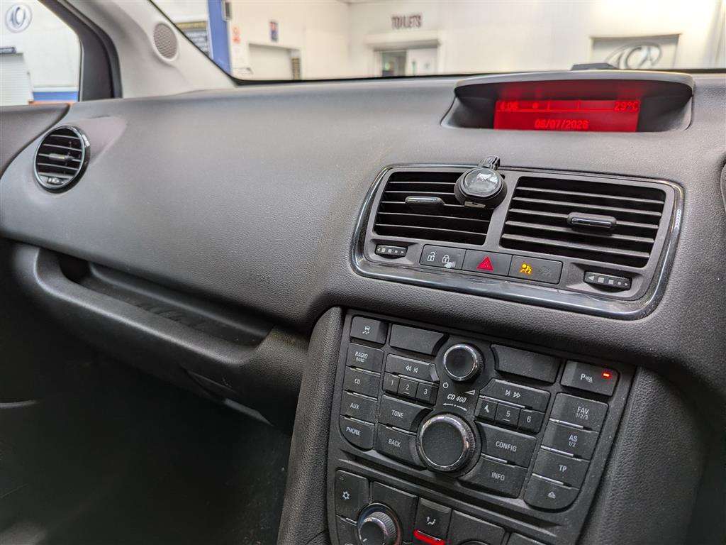<p>2010 VAUXHALL MERIVA EXCLUSIV TURBO 118</p>