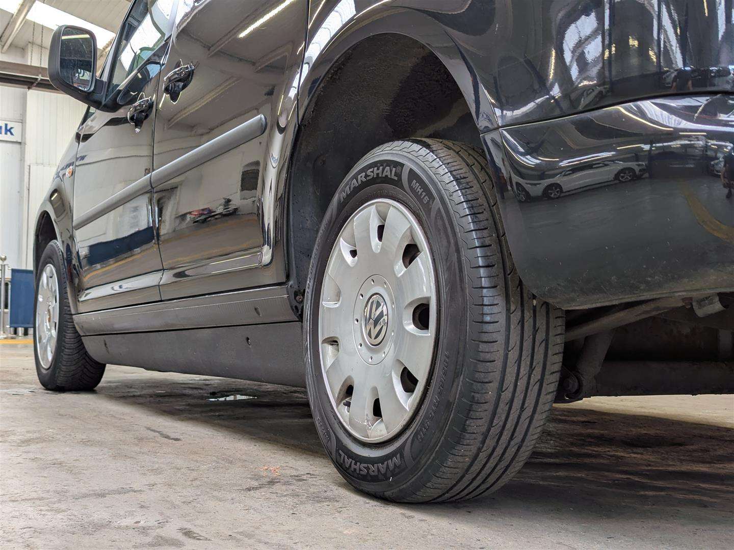 <p>2009 VOLKSWAGEN CADDY LIFE TDI DSG</p>
