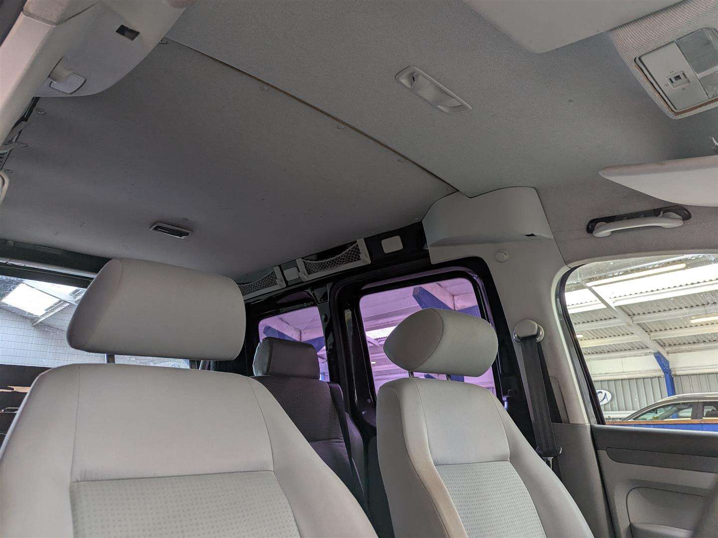 <p>2009 VOLKSWAGEN CADDY LIFE TDI DSG</p>
