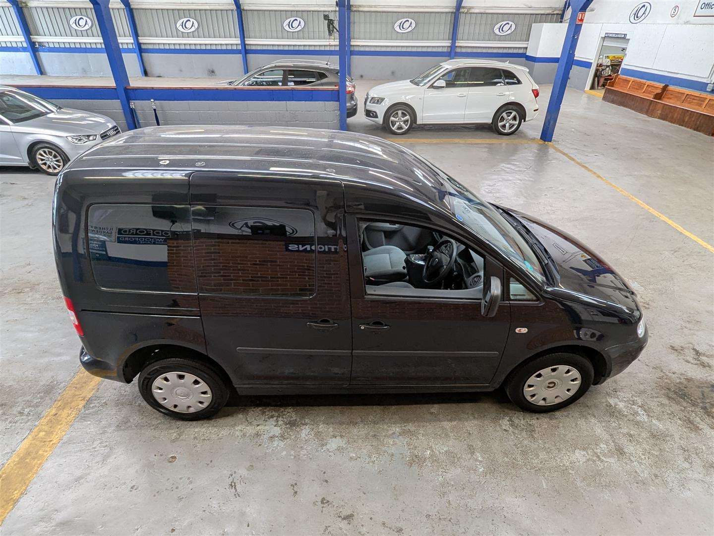<p>2009 VOLKSWAGEN CADDY LIFE TDI DSG</p>