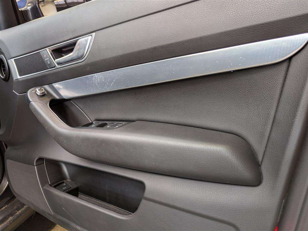 <p>2009 AUDI A6 ALLROAD TDI QUATTRO AUTO</p>
