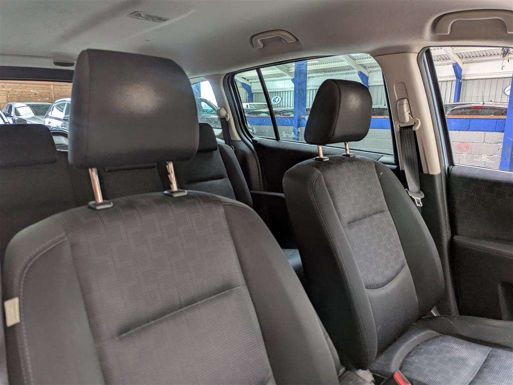 <p>2008 MAZDA 5 SPORT</p>