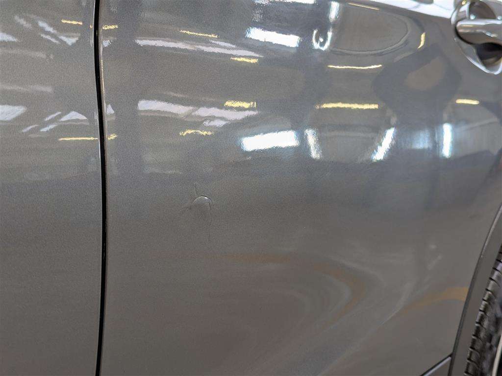 <p>2015 NISSAN QASHQAI N-TEC + DIG-T CVT</p>