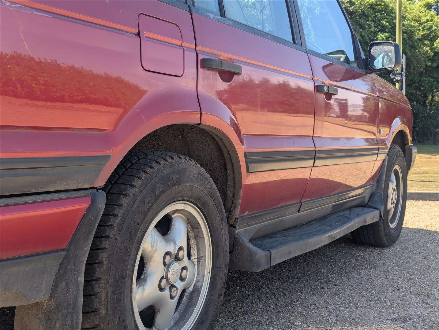 <p>1996 LAND ROVER RANGE ROVER HSE AUTO</p>