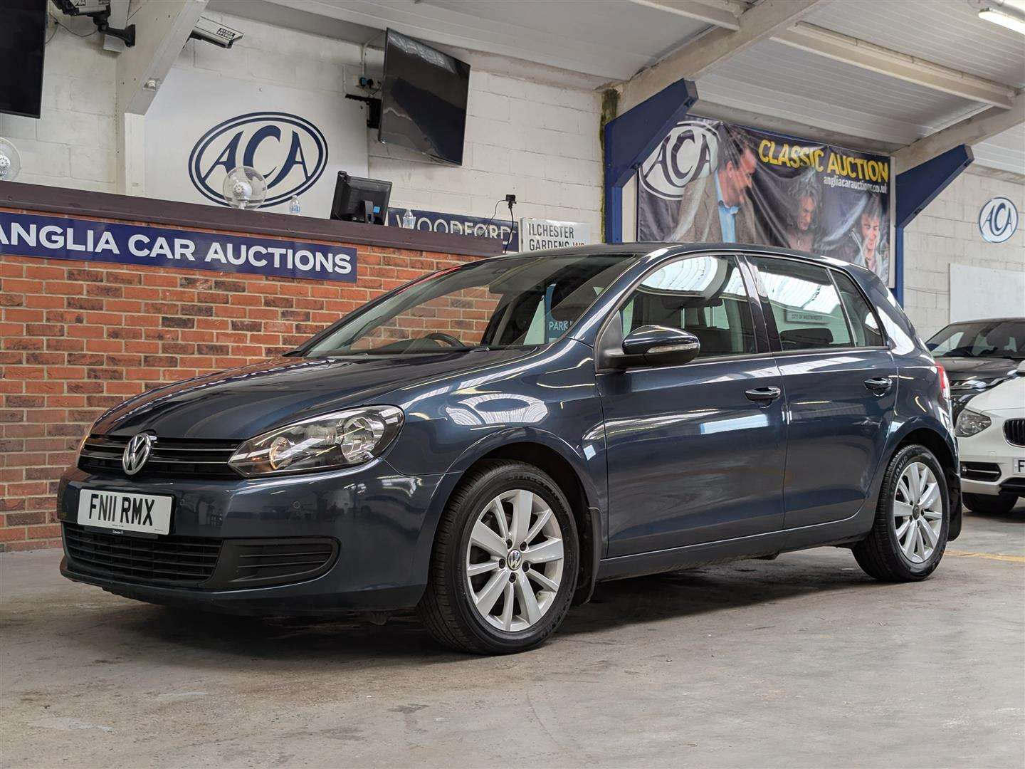 <p>2011 VOLKSWAGEN GOLF MATCH TDI BLUE TECH</p>