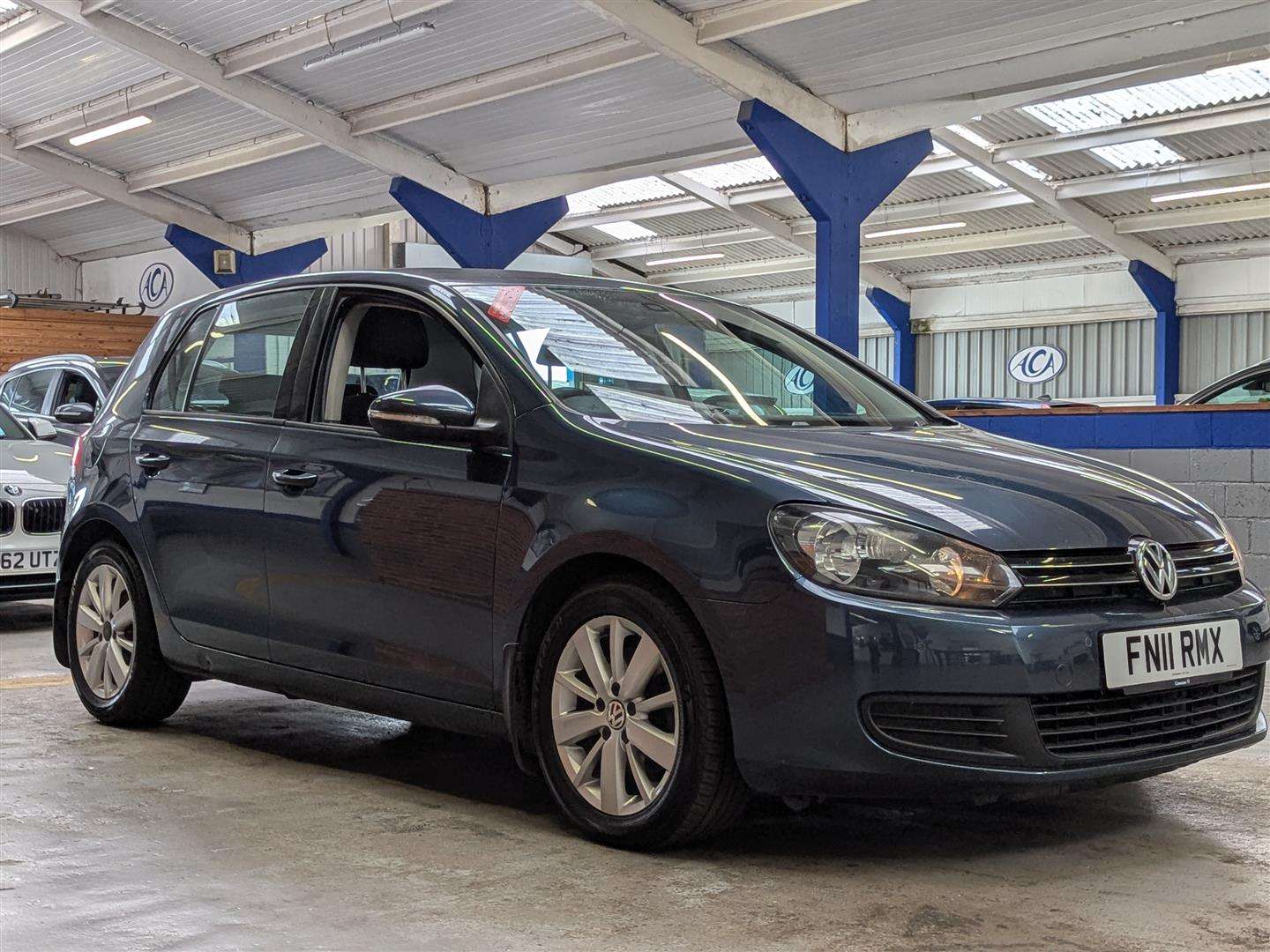 <p>2011 VOLKSWAGEN GOLF MATCH TDI BLUE TECH</p>