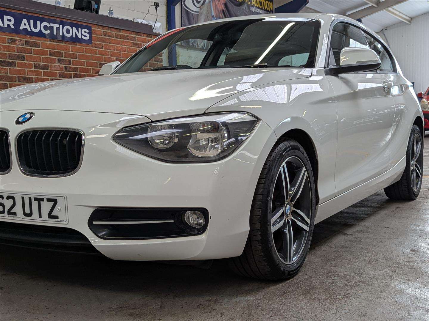 <p>2012 BMW 116D SPORT</p>