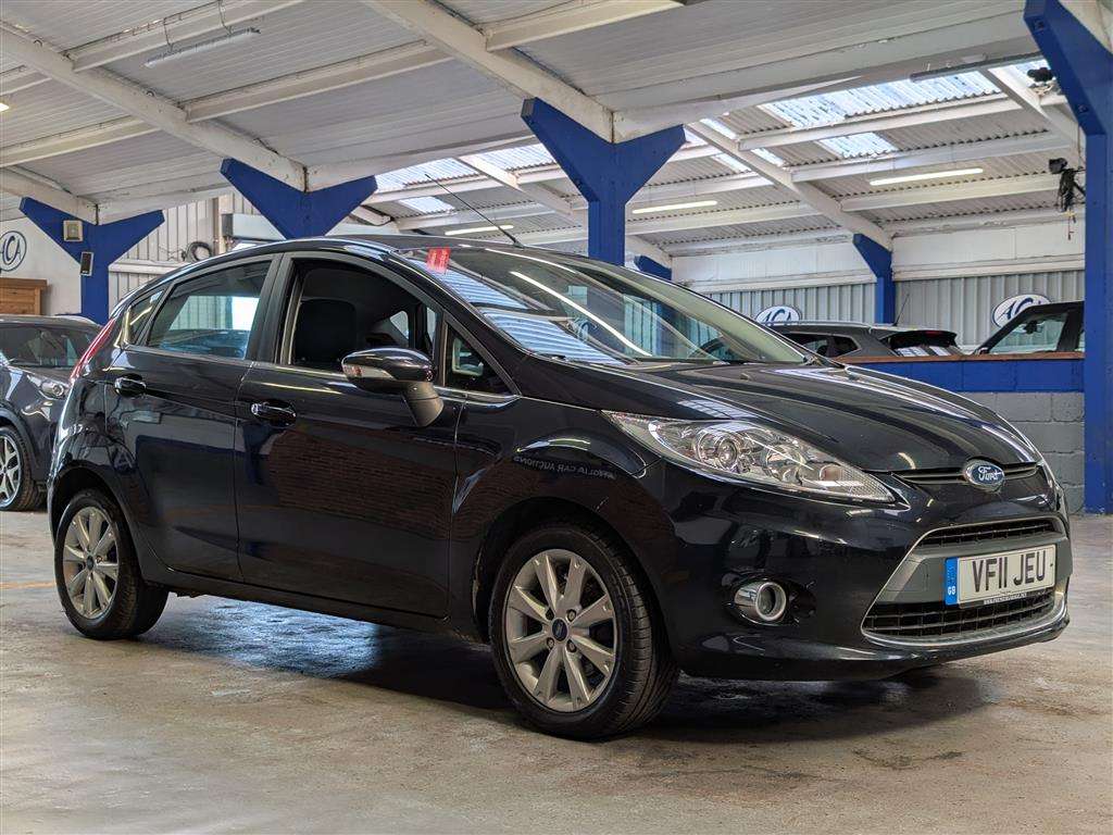 <p>2011 FORD FIESTA ZETEC</p>