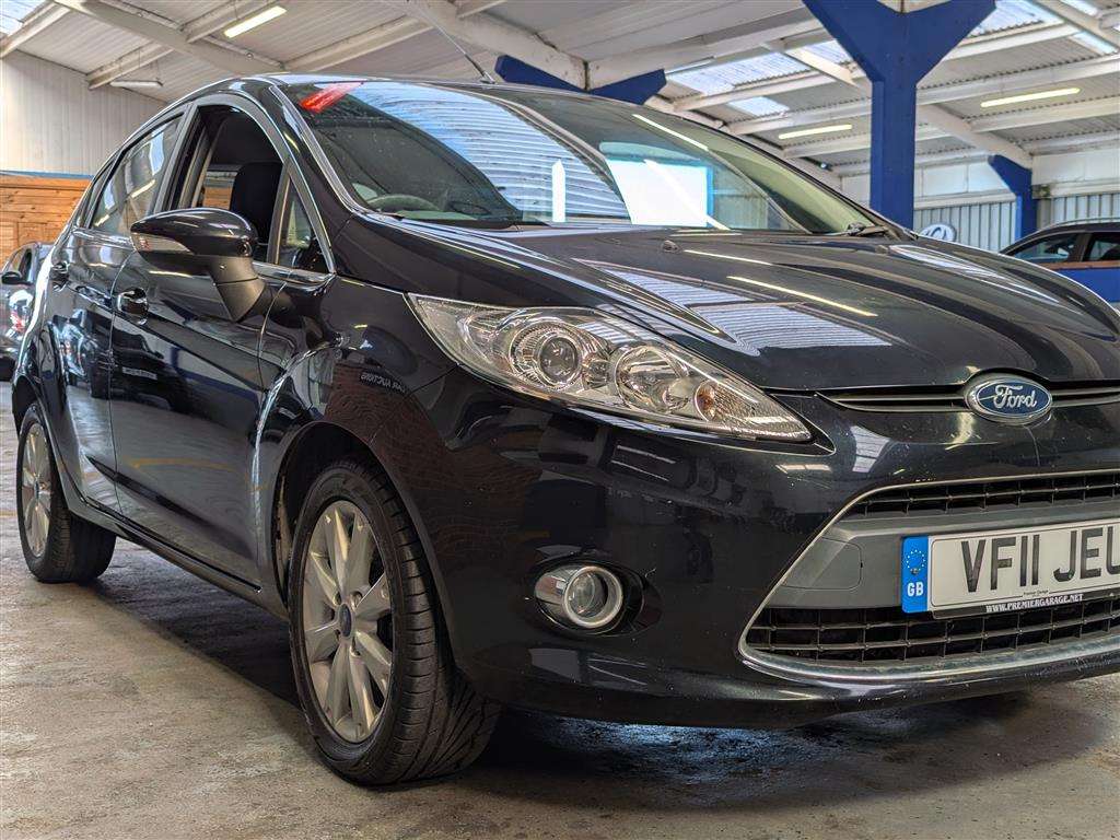 <p>2011 FORD FIESTA ZETEC</p>
