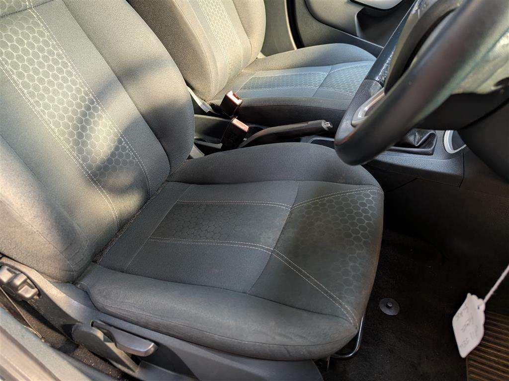 <p>2011 FORD FIESTA ZETEC</p>