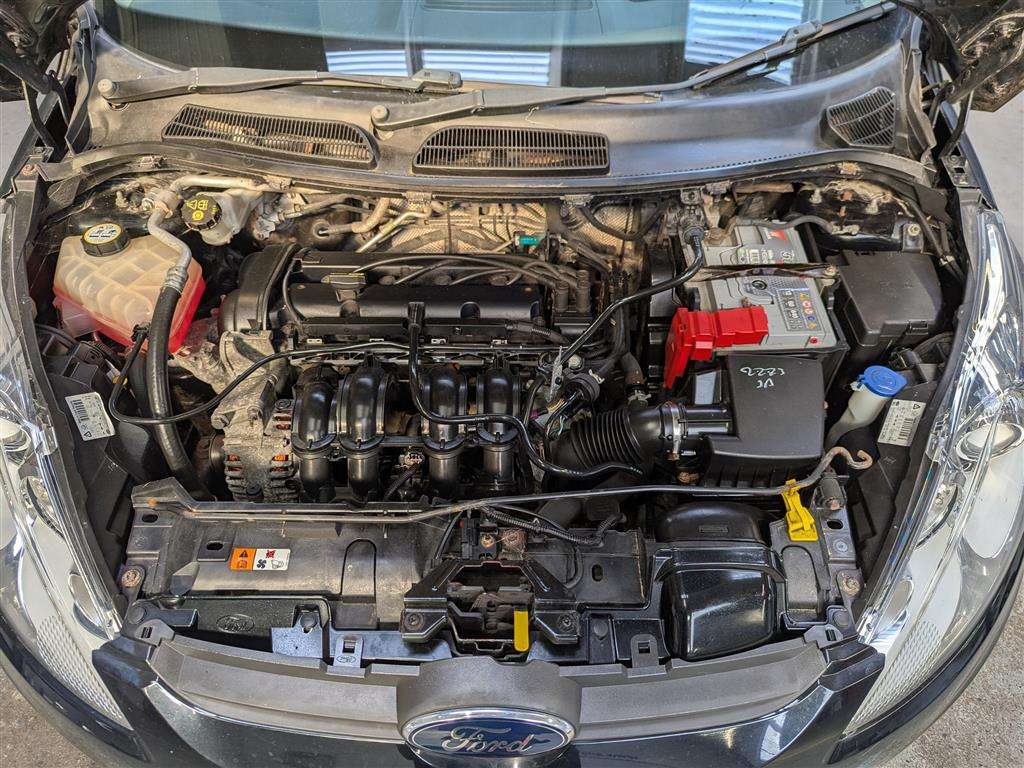 <p>2011 FORD FIESTA ZETEC</p>