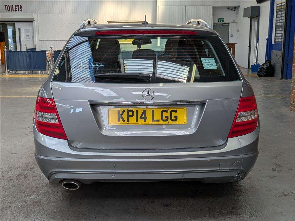 <p>2014 MERCEDES-BENZ C220 EXEC SE PREMIUM CDI</p>