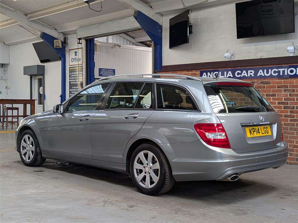 <p>2014 MERCEDES-BENZ C220 EXEC SE PREMIUM CDI</p>