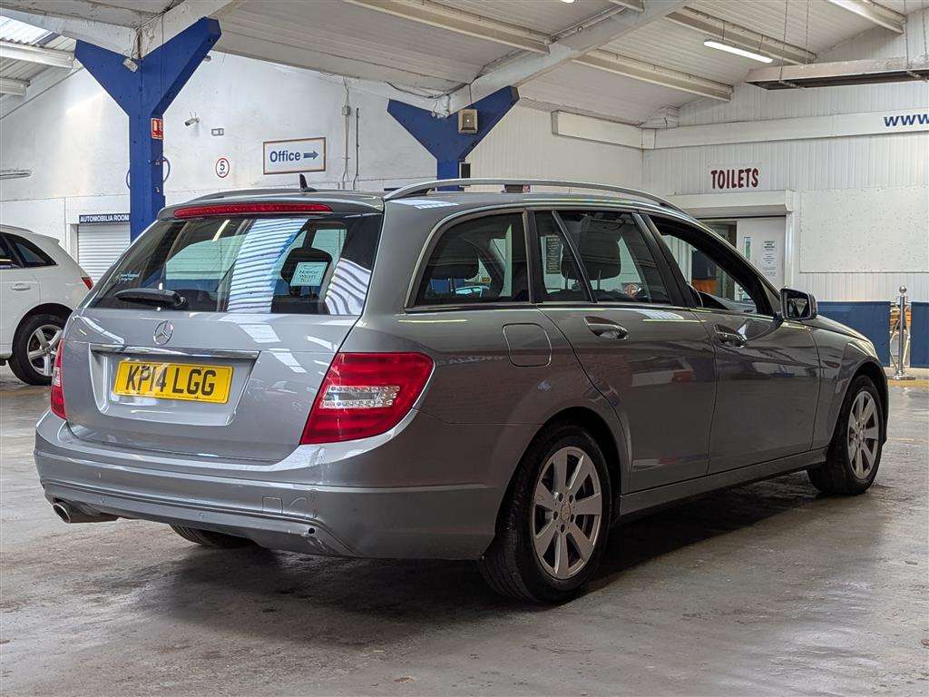<p>2014 MERCEDES-BENZ C220 EXEC SE PREMIUM CDI</p>