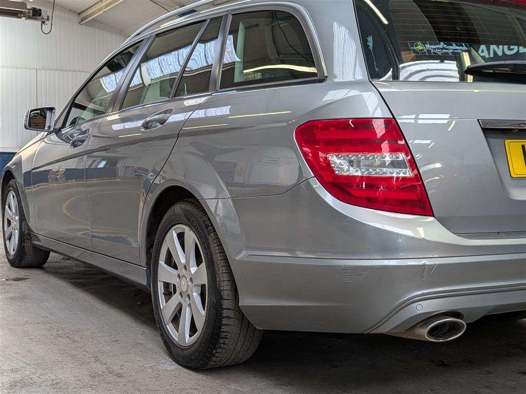 <p>2014 MERCEDES-BENZ C220 EXEC SE PREMIUM CDI</p>