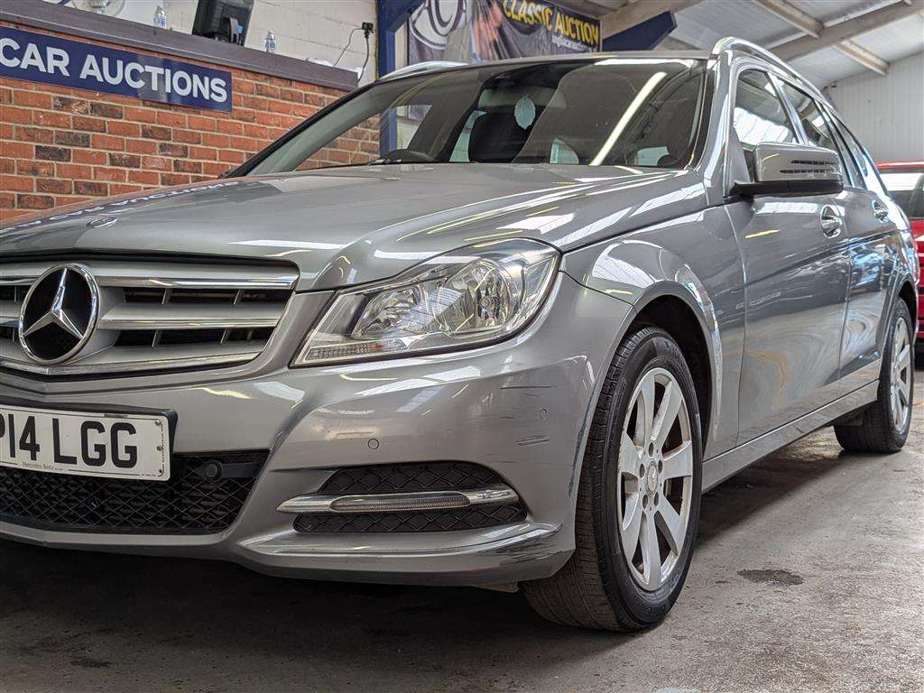 <p>2014 MERCEDES-BENZ C220 EXEC SE PREMIUM CDI</p>
