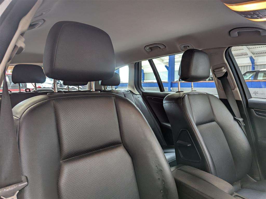 <p>2014 MERCEDES-BENZ C220 EXEC SE PREMIUM CDI</p>