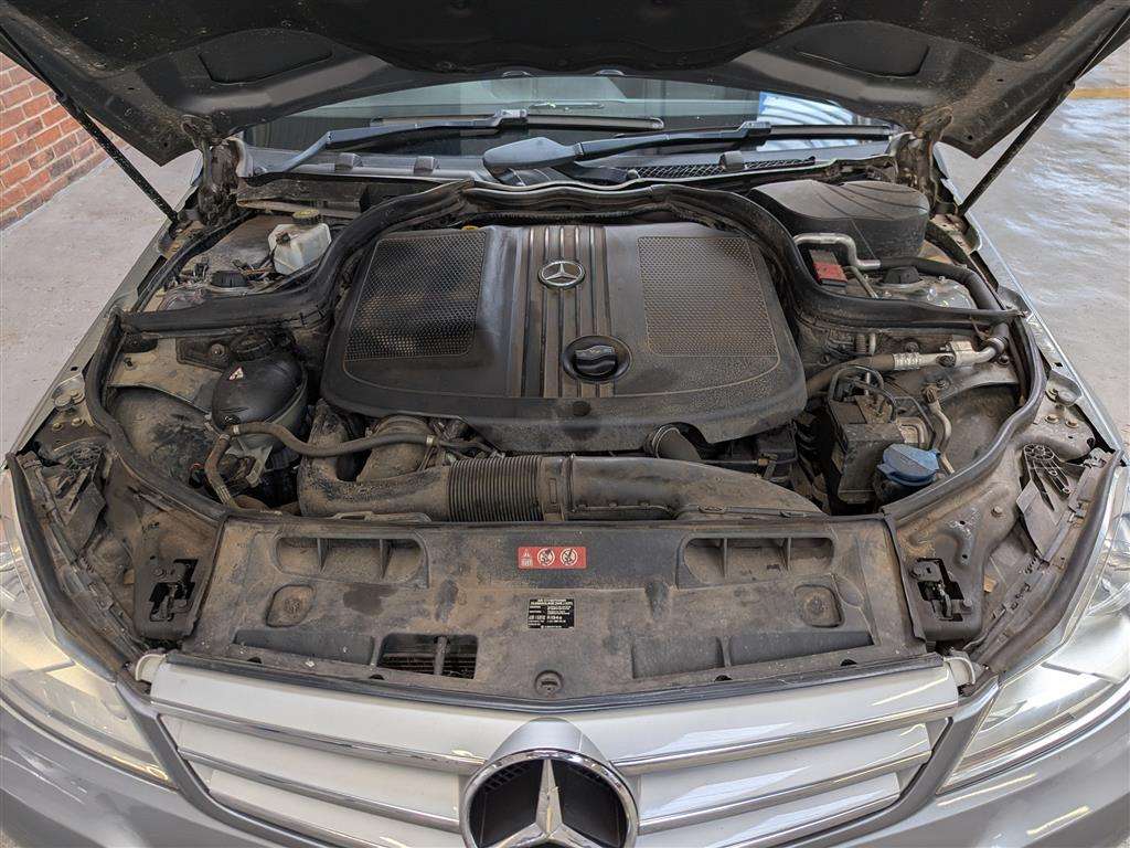 <p>2014 MERCEDES-BENZ C220 EXEC SE PREMIUM CDI</p>