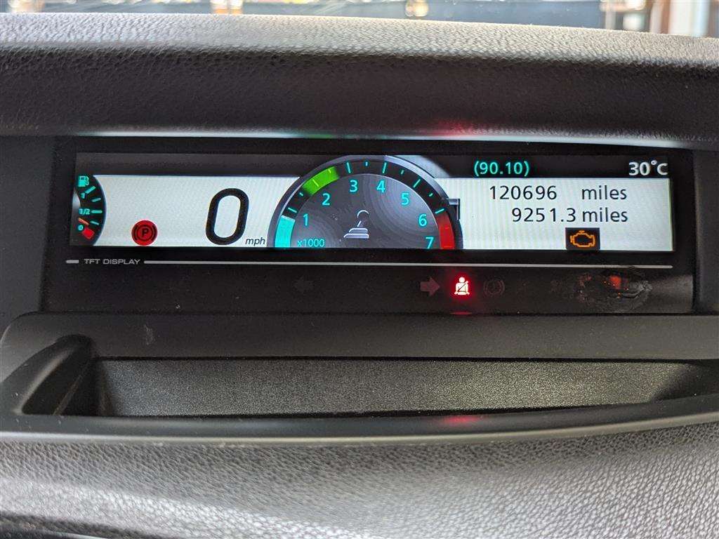 <p>2011 RENAULT GRAND SCENIC D-QUE TT VVT</p>
