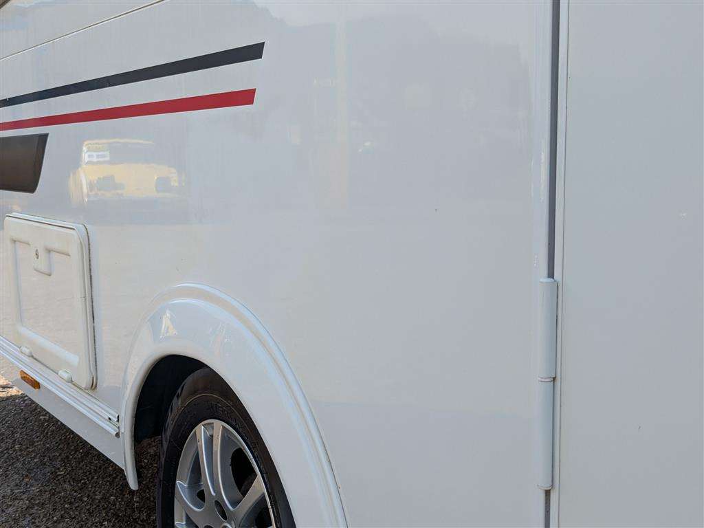 <p>ELDDIS AVANTE 462</p>