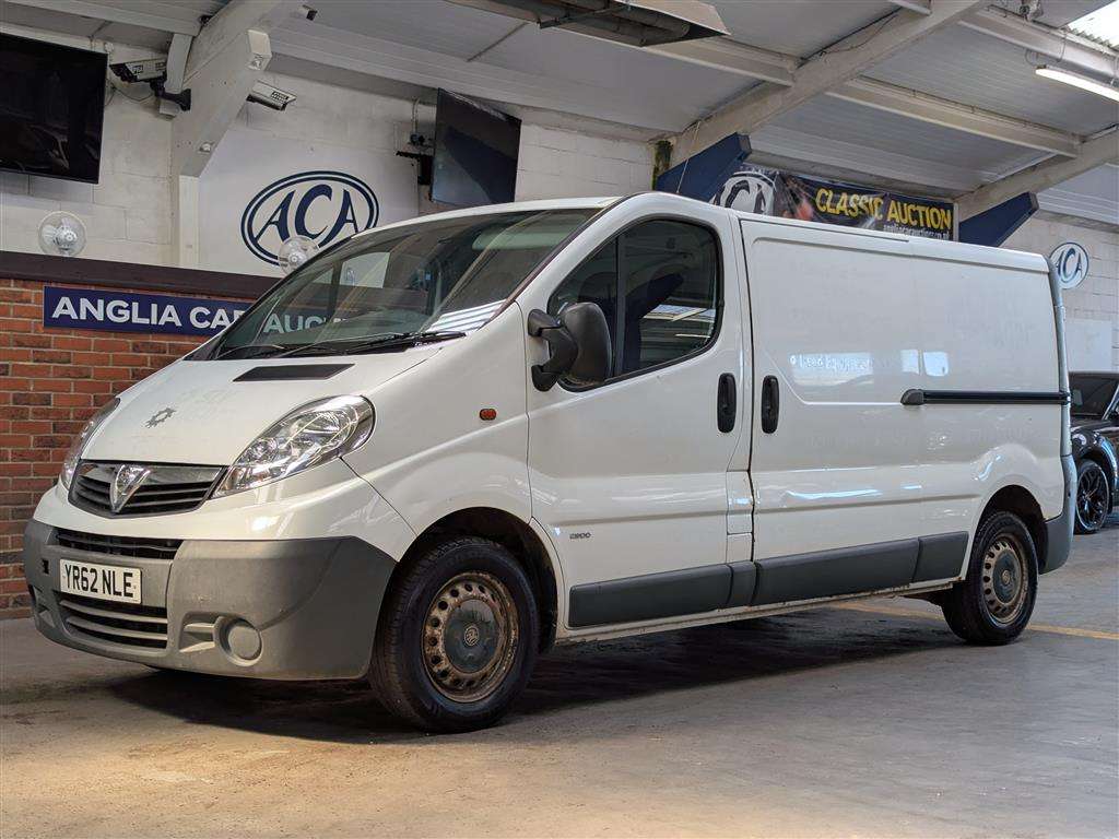 <p>2012 VAUXHALL VIVARO 2900 CDTI LWB</p>