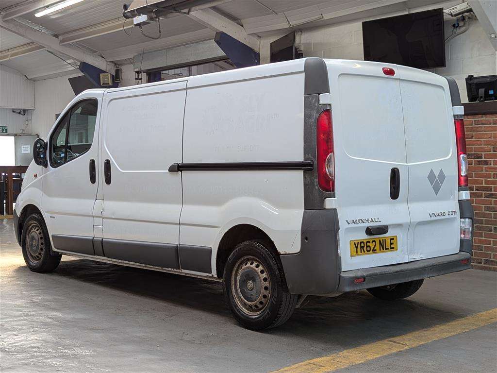 <p>2012 VAUXHALL VIVARO 2900 CDTI LWB</p>