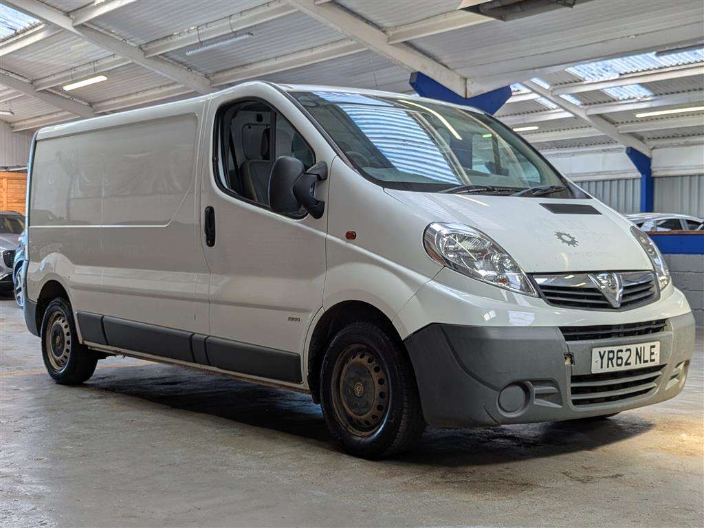 <p>2012 VAUXHALL VIVARO 2900 CDTI LWB</p>