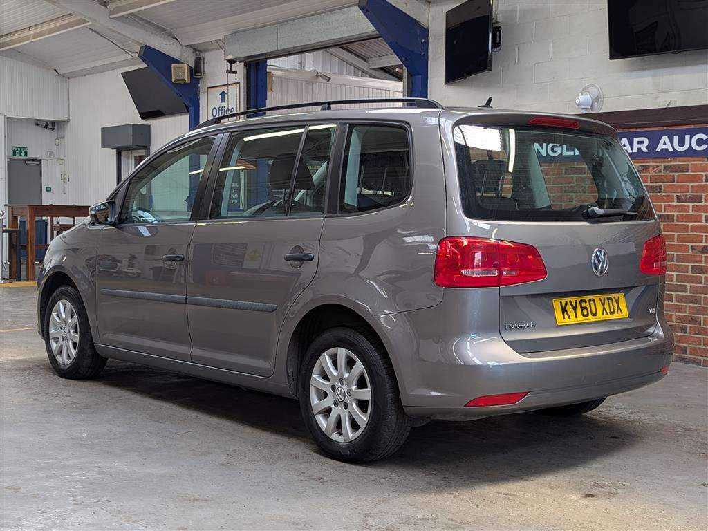 <p>2010 VOLKSWAGEN TOURAN S TDI 106</p>