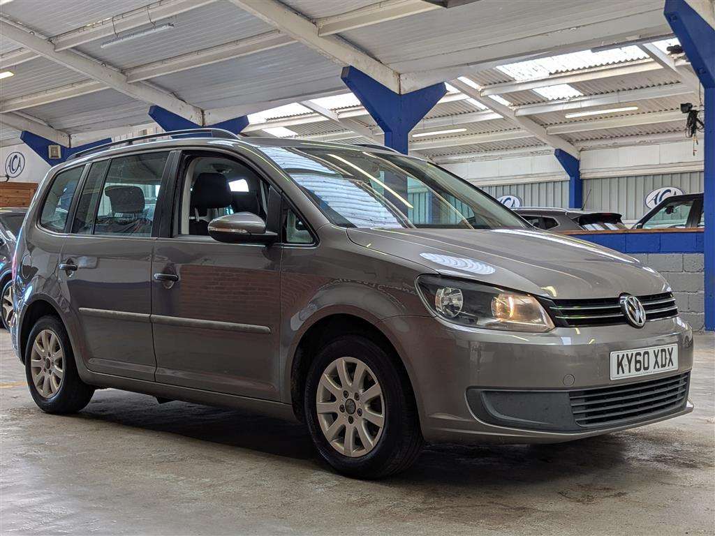 <p>2010 VOLKSWAGEN TOURAN S TDI 106</p>