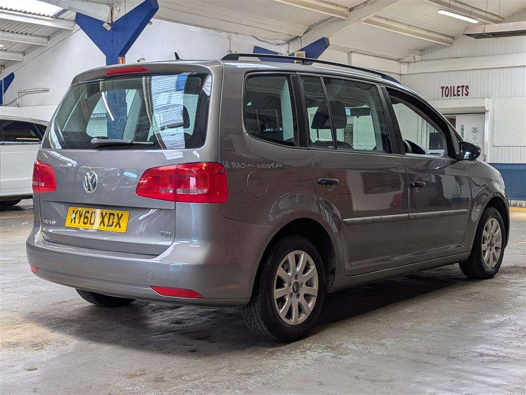 <p>2010 VOLKSWAGEN TOURAN S TDI 106</p>