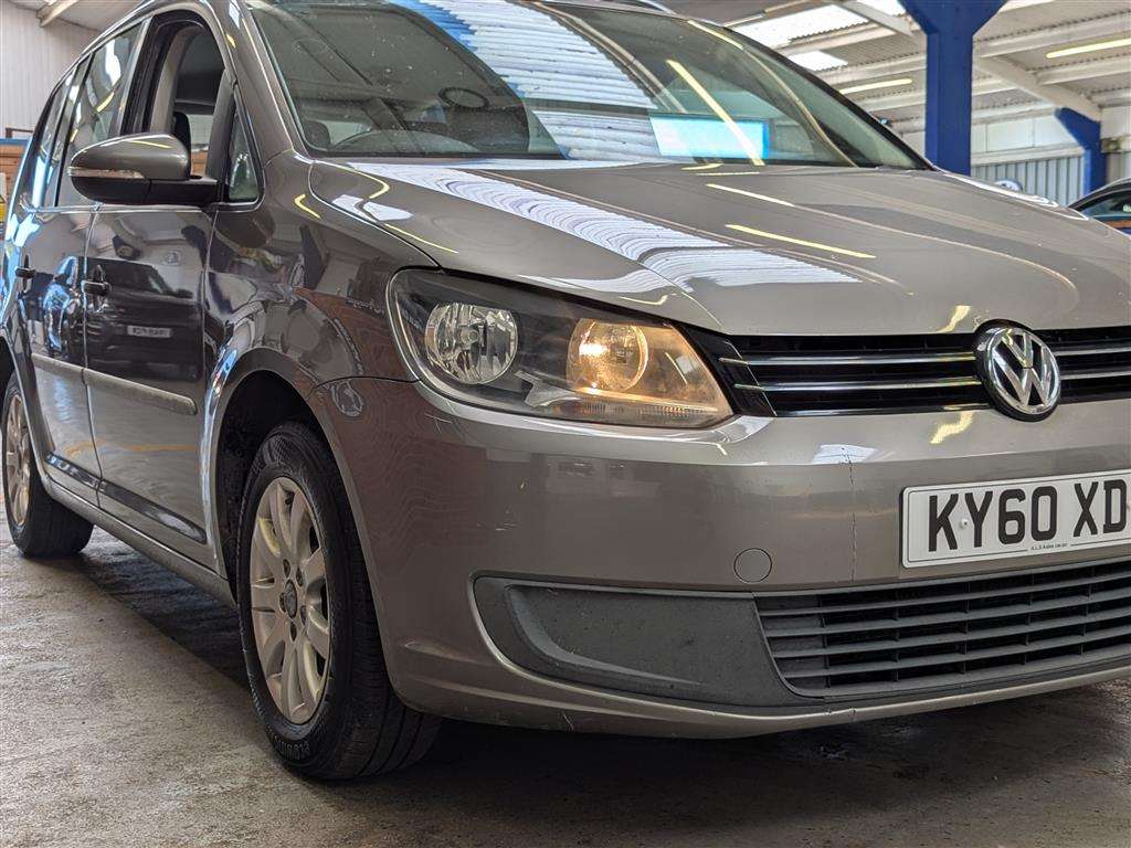 <p>2010 VOLKSWAGEN TOURAN S TDI 106</p>